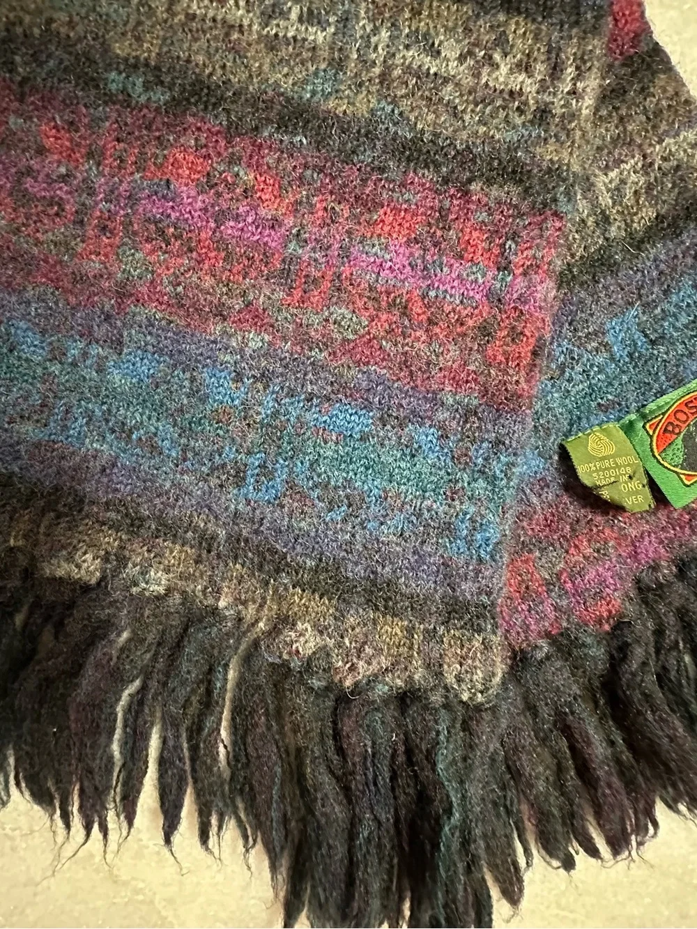 Vintage Boston Traders scarf 100% Wool Fringe Unisex Southwestern 56”x 7”